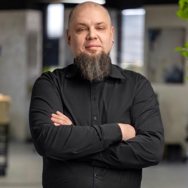 Роман Чехлов